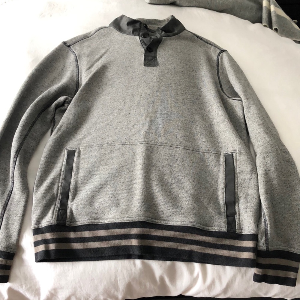 Men’s lululemon  sweater